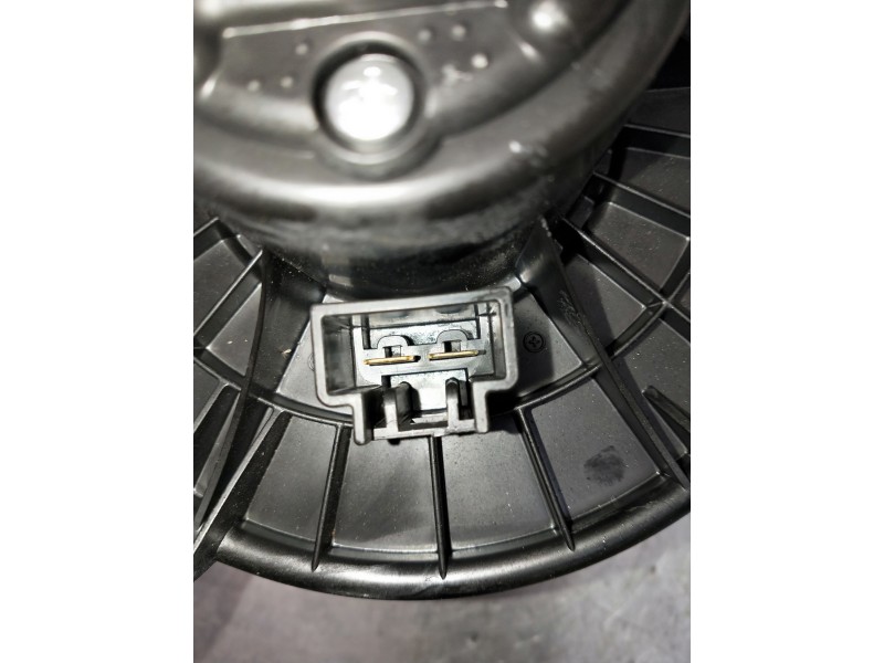 Recambio de motor calefaccion para chrysler voyager (rg) 2.8 crd cat referencia OEM IAM AY2727005190 0701132570 L6812000