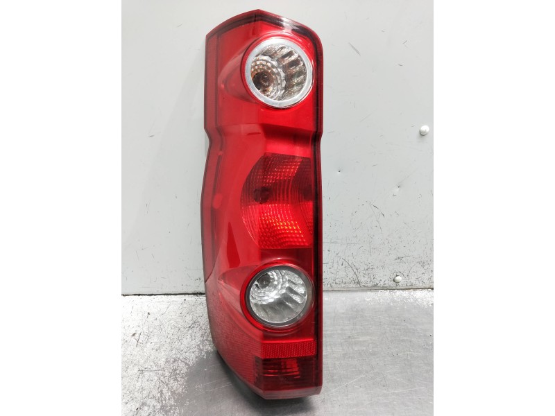 Recambio de piloto trasero izquierdo para volkswagen crafter caja cerrada referencia OEM IAM   