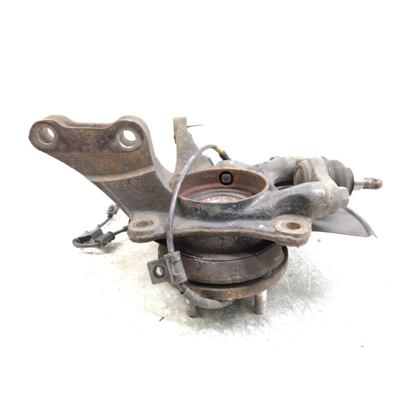 Recambio de mangueta delantera derecha para kia sportage 2.0 cat referencia OEM IAM   