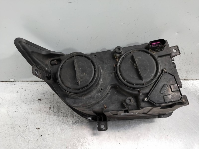 Recambio de faro izquierdo para volkswagen crafter caja cerrada referencia OEM IAM 2E1941006 9068201361 1ER01159202