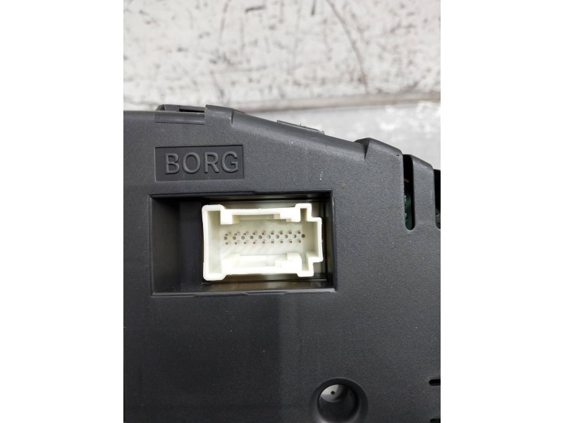 Recambio de cuadro instrumentos para volkswagen crafter caja cerrada referencia OEM IAM A9069010301 A9069025501 2E0920846A