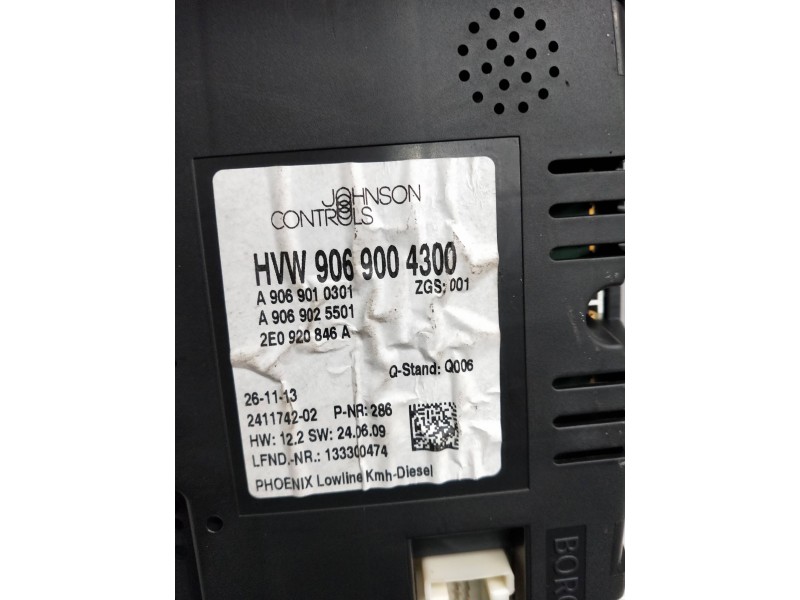 Recambio de cuadro instrumentos para volkswagen crafter caja cerrada referencia OEM IAM A9069010301 A9069025501 2E0920846A