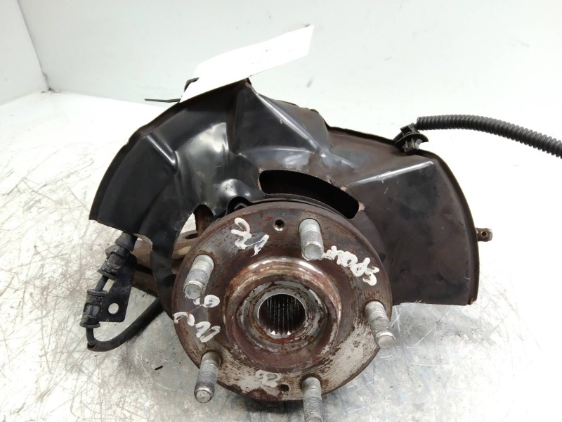 Recambio de mangueta delantera izquierda para kia sportage 2.0 cat referencia OEM IAM   