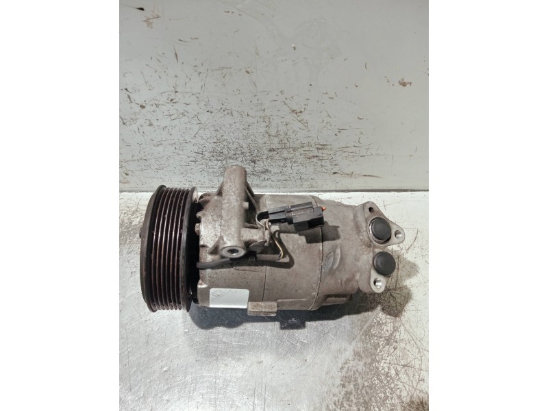 Recambio de compresor aire acondicionado para renault megane ii berlina 5p referencia OEM IAM 6570457  