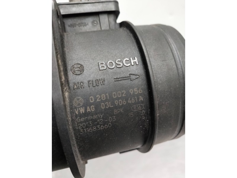 Recambio de caudalimetro para volkswagen crafter caja cerrada referencia OEM IAM  03L906461A 