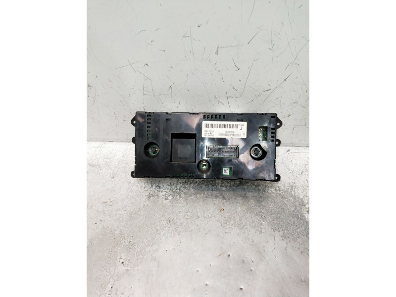 Recambio de mando calefaccion / aire acondicionado para chrysler voyager (rg) 2.8 crd cat referencia OEM IAM P55111927AA  