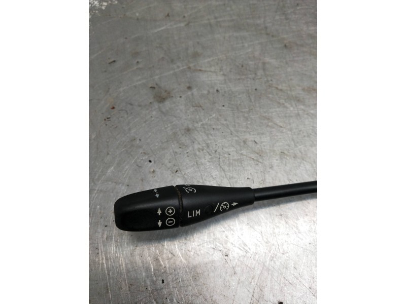 Recambio de mando multifuncion para volkswagen crafter caja cerrada referencia OEM IAM A9065450524  CONTROL DE VELOCIDAD