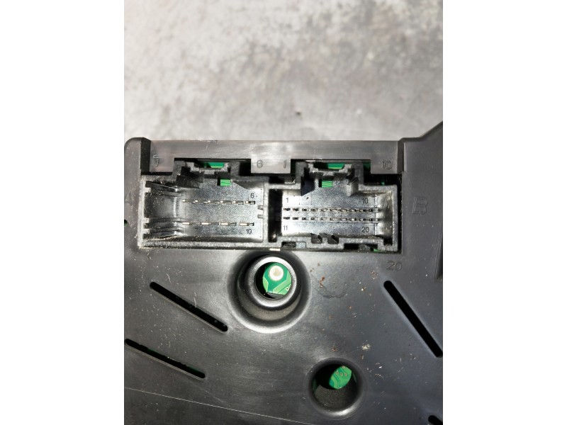 Recambio de cuadro instrumentos para chrysler voyager (rg) 2.8 crd cat referencia OEM IAM P05082684AG A2C53110712 