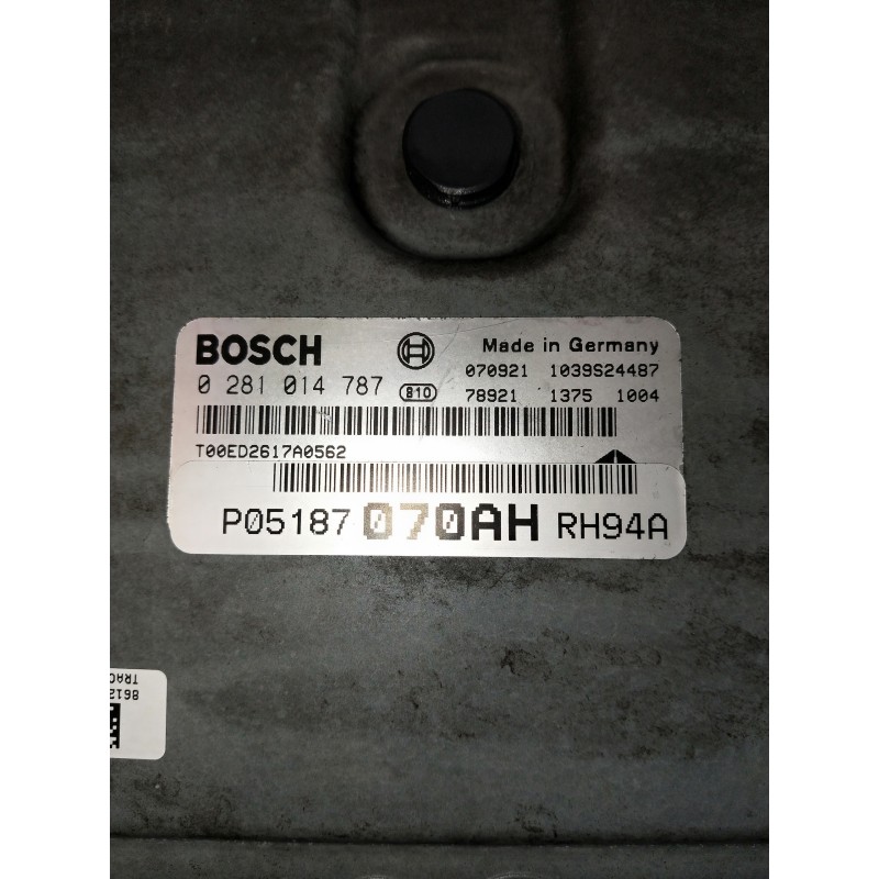 Recambio de centralita motor uce para chrysler voyager (rg) 2.8 crd cat referencia OEM IAM 0281014787 P05187070AH 