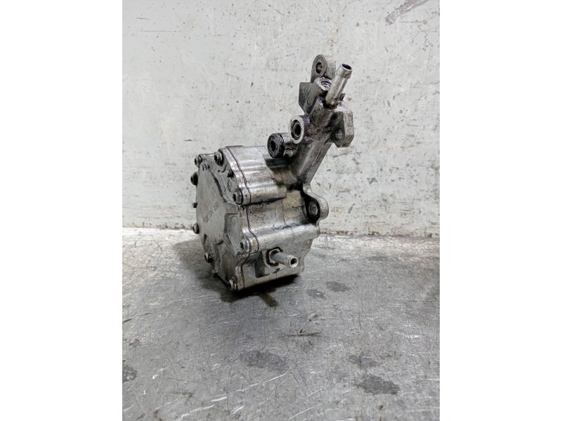 Recambio de depresor freno / bomba vacio para volkswagen caddy ka/kb (2k) kombi referencia OEM IAM 038145209M  