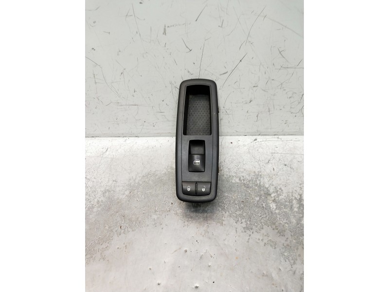 Recambio de mando elevalunas delantero derecho para chrysler voyager (rg) 2.8 crd cat referencia OEM IAM 68029178AA 10001746 5P