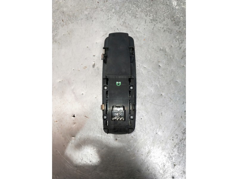 Recambio de mando elevalunas delantero derecho para chrysler voyager (rg) 2.8 crd cat referencia OEM IAM 68029178AA 10001746 5P