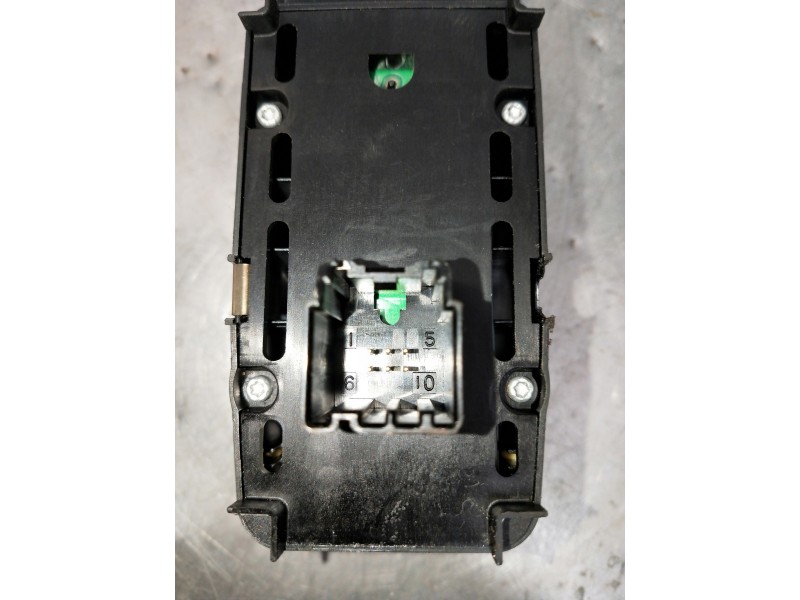 Recambio de mando elevalunas delantero derecho para chrysler voyager (rg) 2.8 crd cat referencia OEM IAM 68029178AA 10001746 5P