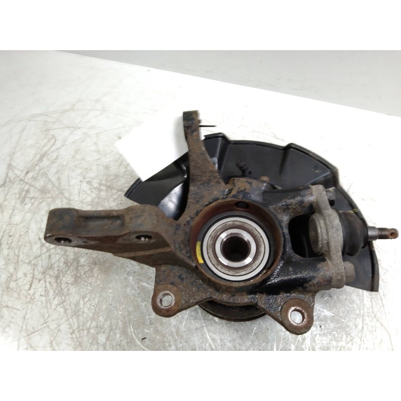 Recambio de mangueta delantera derecha para kia sportage 2.0 cat referencia OEM IAM   