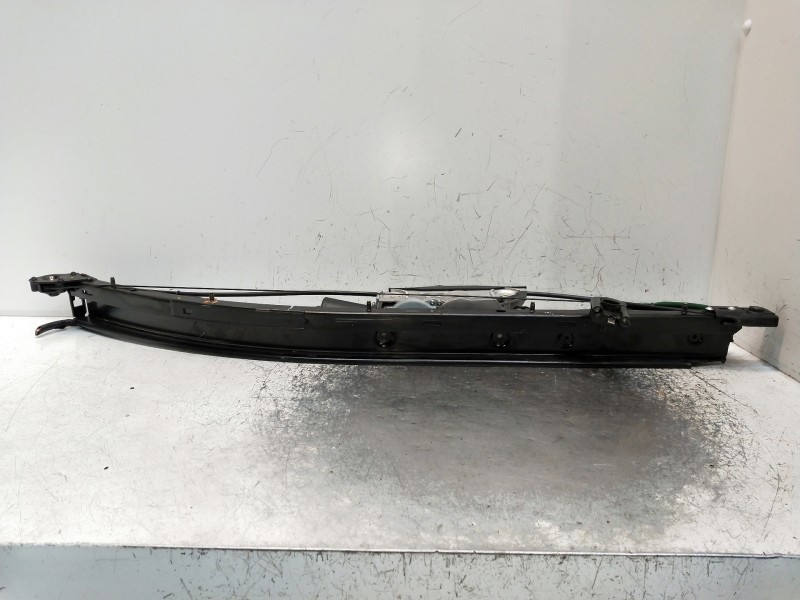 Recambio de motor cierre centralizado trasero izquierdo para chrysler voyager (rg) 2.8 crd cat referencia OEM IAM P05082067AG 68