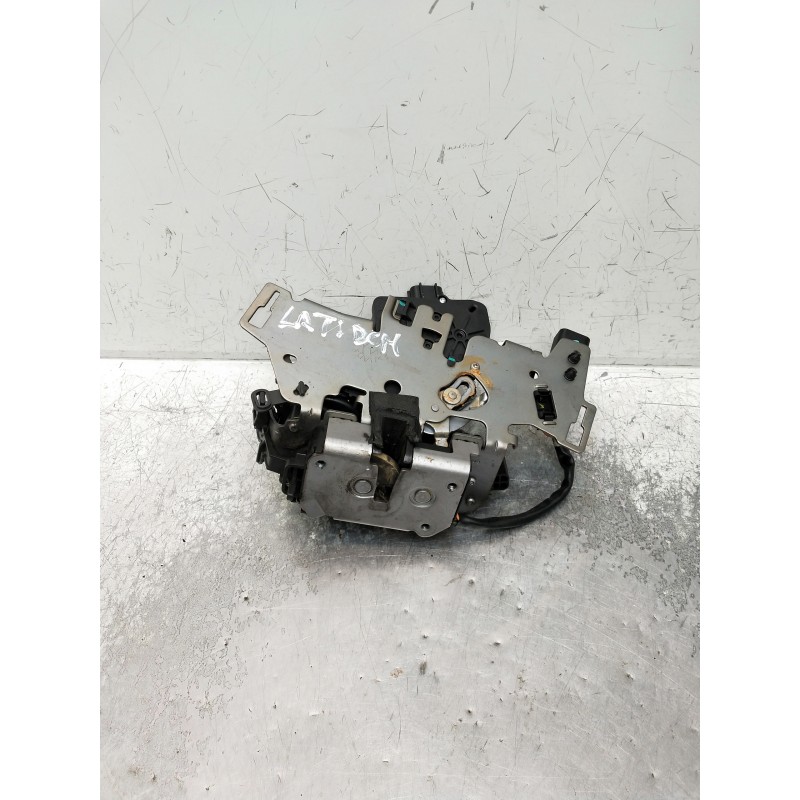 Recambio de motor cierre centralizado trasero derecho para chrysler voyager (rg) 2.8 crd cat referencia OEM IAM B0710131190 2500