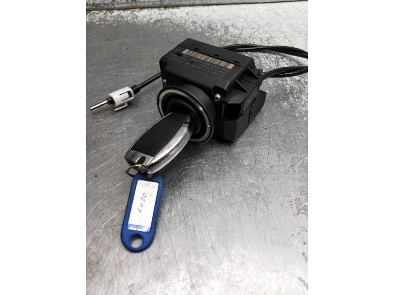 Recambio de conmutador de arranque para mercedes clase c (w203) berlina referencia OEM IAM 2095450508 A2094601516 