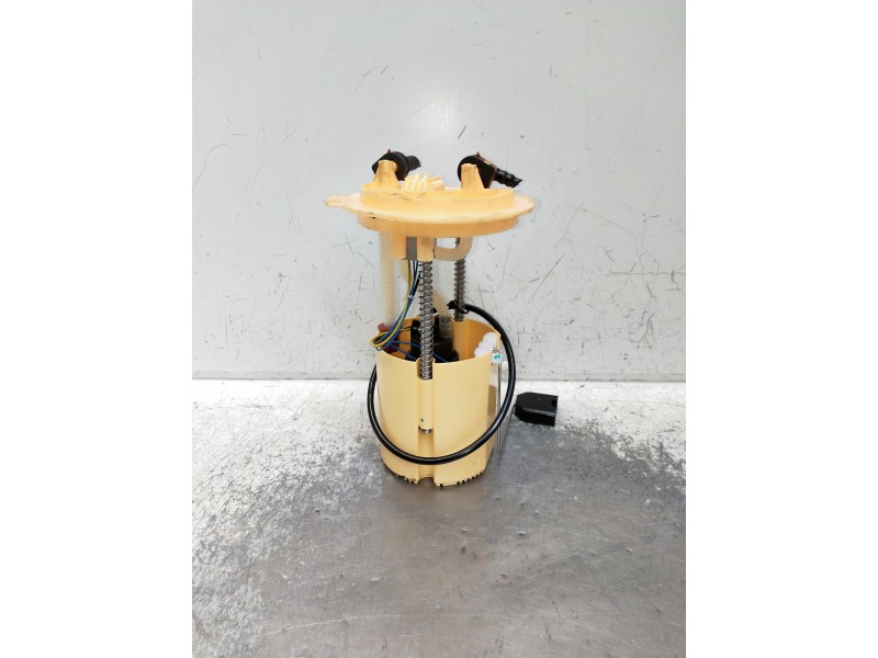 Recambio de bomba combustible para chrysler voyager (rg) 2.8 crd cat referencia OEM IAM 320901580  