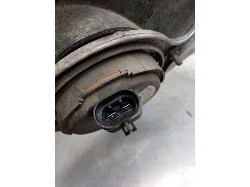 Recambio de electroventilador para opel corsa b referencia OEM IAM 0130304242 90469469 