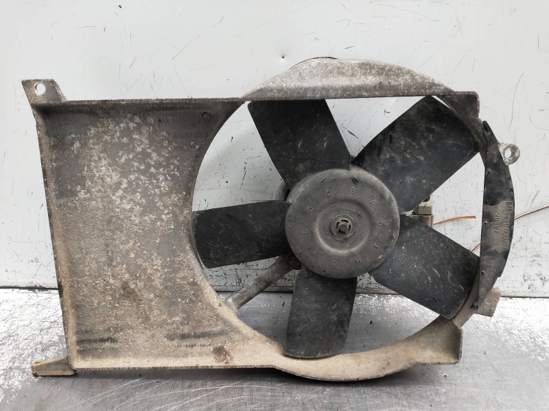 Recambio de electroventilador para opel corsa b referencia OEM IAM 0130304242 90469469 