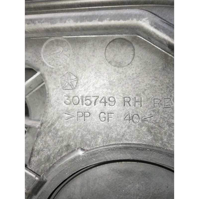 Recambio de elevalunas delantero derecho para chrysler voyager (rg) 2.8 crd cat referencia OEM IAM 20075604480 3015749 00081501 