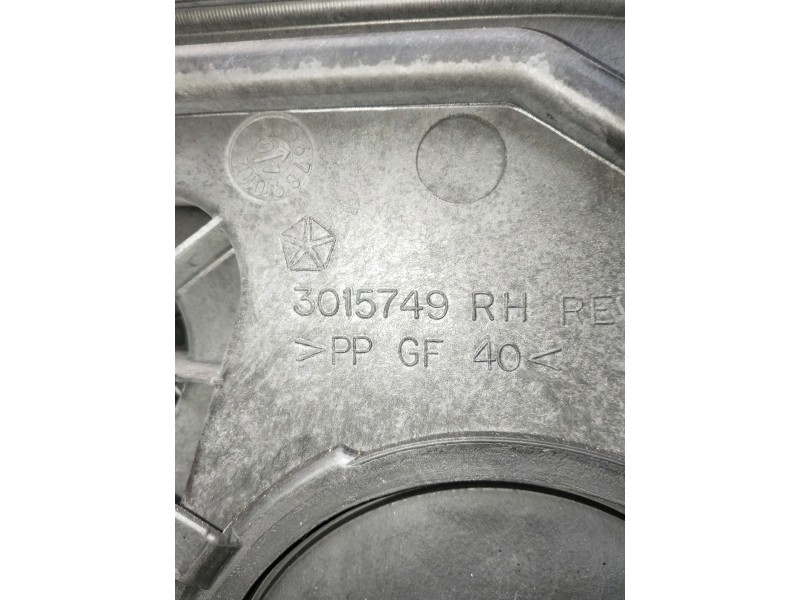 Recambio de elevalunas delantero derecho para chrysler voyager (rg) 2.8 crd cat referencia OEM IAM 20075604480 3015749 00081501 