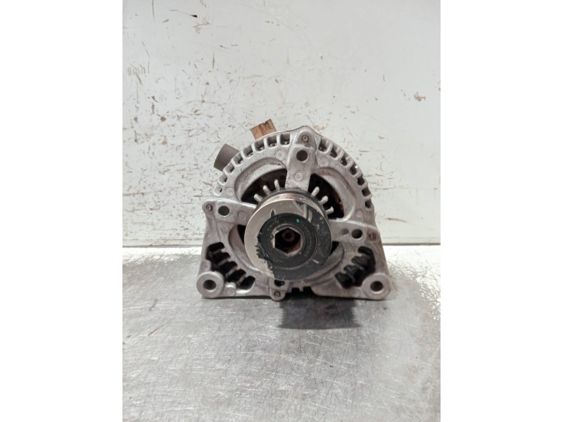 Recambio de alternador para volvo v50 familiar referencia OEM IAM 0986049171  
