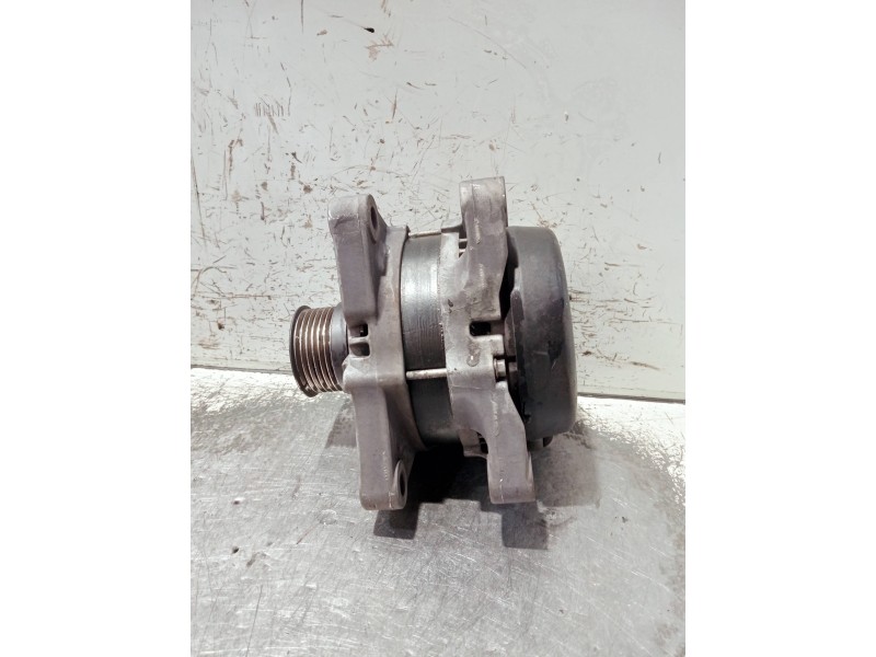 Recambio de alternador para volvo v50 familiar referencia OEM IAM 0986049171  