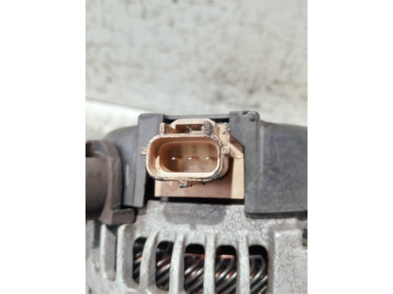 Recambio de alternador para volvo v50 familiar referencia OEM IAM 0986049171  