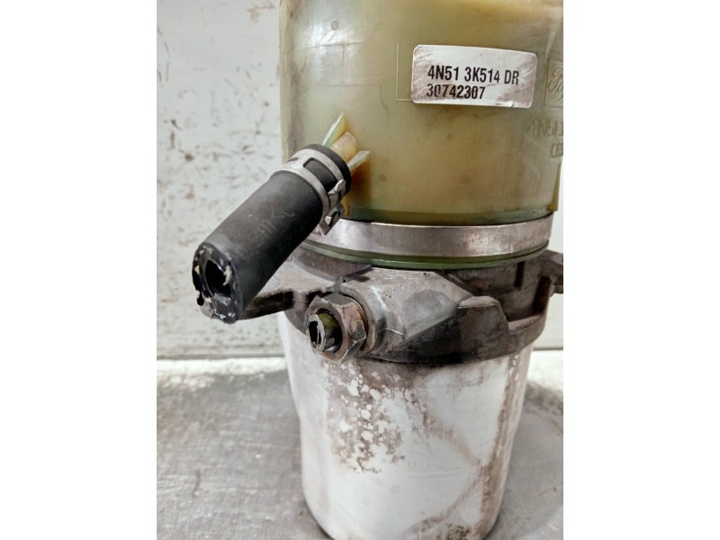 Recambio de bomba direccion para volvo v50 familiar referencia OEM IAM 4N513K514 30742307 C6S4B