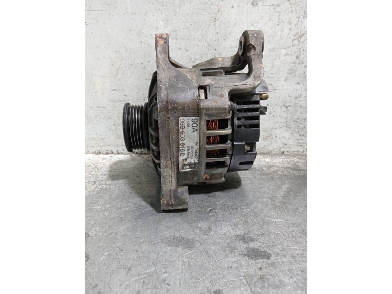 Recambio de alternador para volkswagen passat berlina (3b2) referencia OEM IAM 06B903016D  
