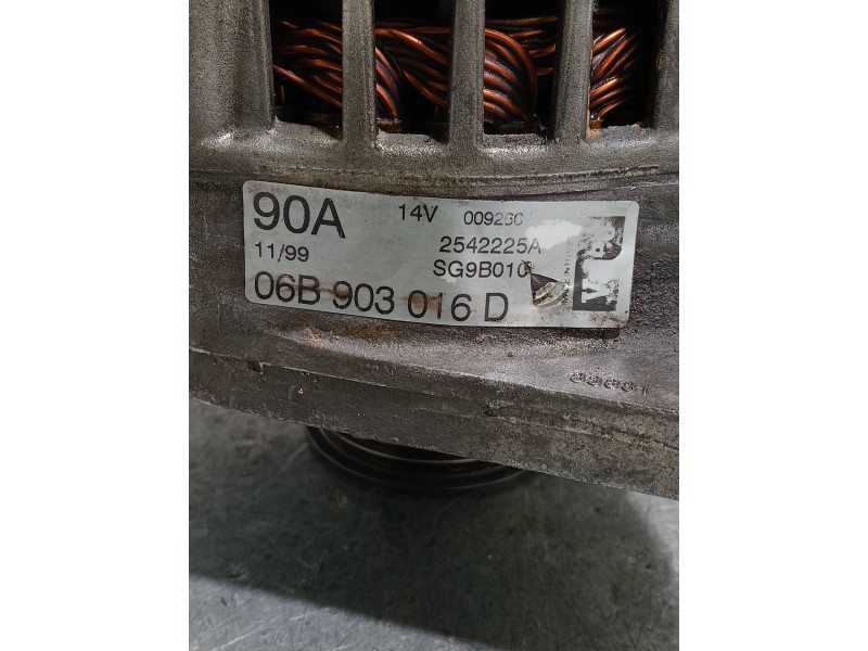 Recambio de alternador para volkswagen passat berlina (3b2) referencia OEM IAM 06B903016D  