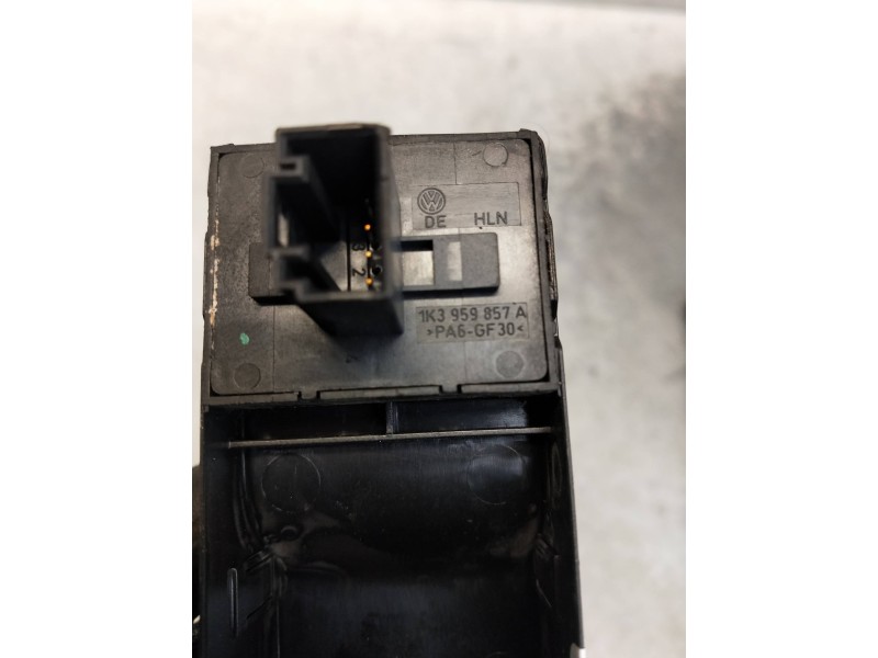 Recambio de mando elevalunas delantero izquierdo para volkswagen golf vi (5k1) advance referencia OEM IAM 1K3959857A 1K0959565K 