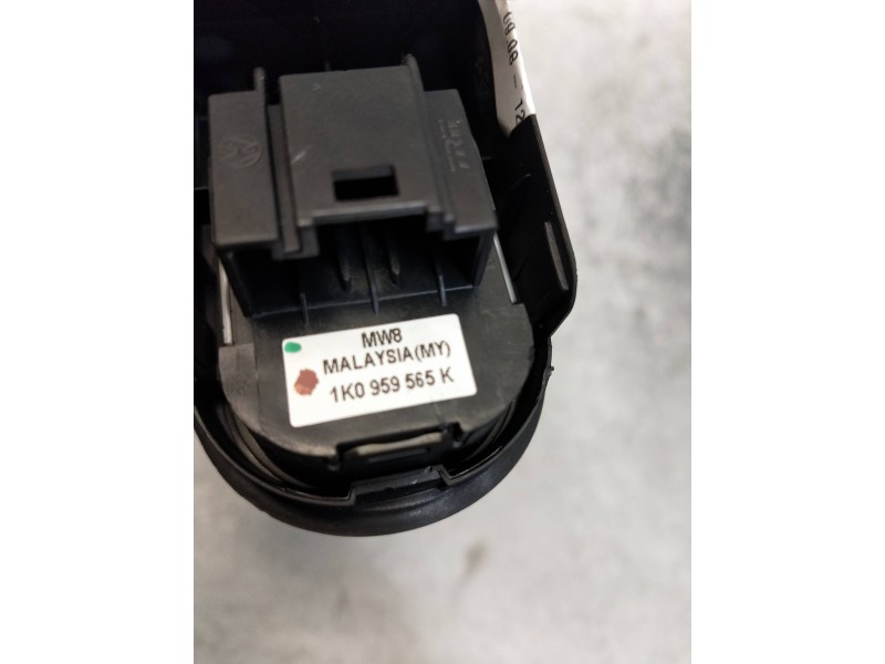 Recambio de mando elevalunas delantero izquierdo para volkswagen golf vi (5k1) advance referencia OEM IAM 1K3959857A 1K0959565K 