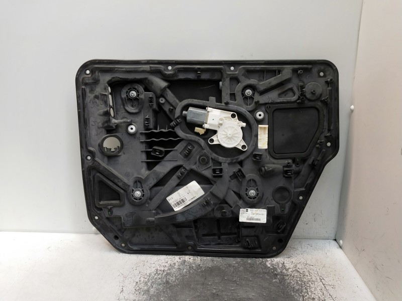 Recambio de elevalunas trasero izquierdo para chrysler voyager (rg) 2.8 crd cat referencia OEM IAM 20075604780 3016660 06205713 