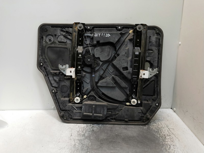 Recambio de elevalunas trasero izquierdo para chrysler voyager (rg) 2.8 crd cat referencia OEM IAM 20075604780 3016660 06205713 