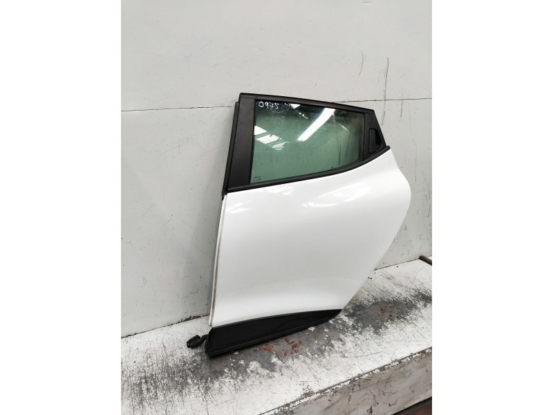 Recambio de puerta trasera izquierda para renault clio iv referencia OEM IAM   5