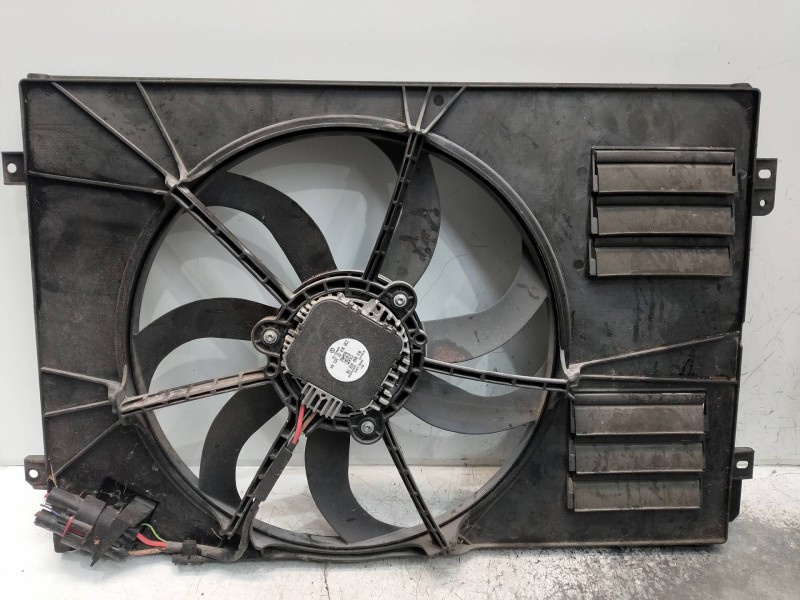 Recambio de electroventilador para volkswagen golf vi (5k1) advance referencia OEM IAM 1K0121205AC 1K0121207BA 1K0959455FB 1K012