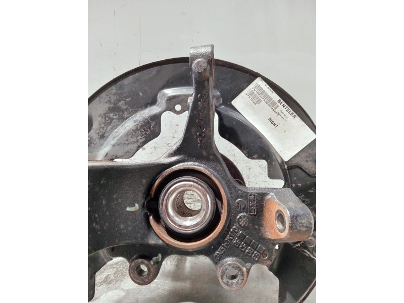 Recambio de mangueta delantera derecha para volvo v50 familiar referencia OEM IAM 3M513K170  