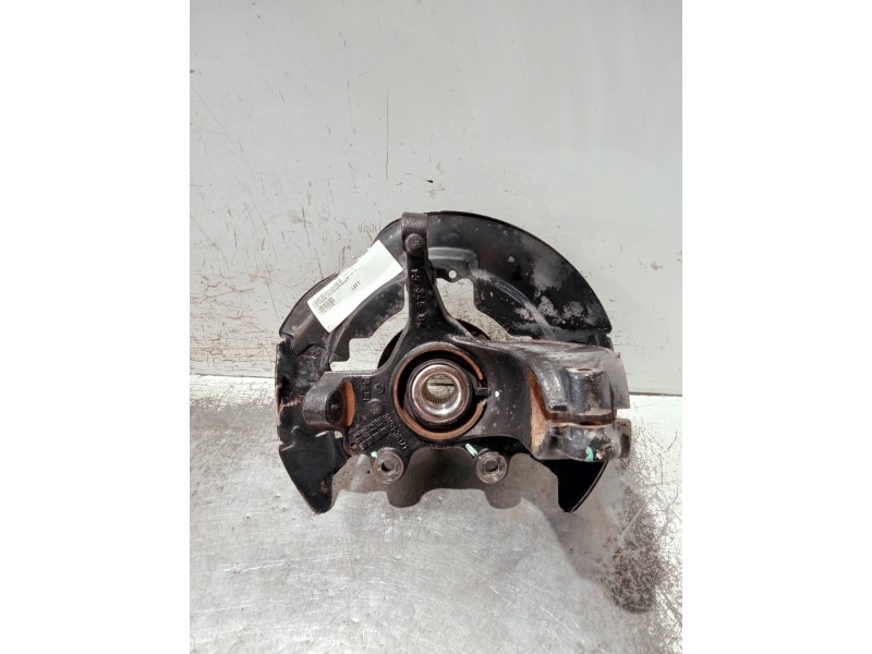 Recambio de mangueta delantera izquierda para volvo v50 familiar referencia OEM IAM 3M513K171  