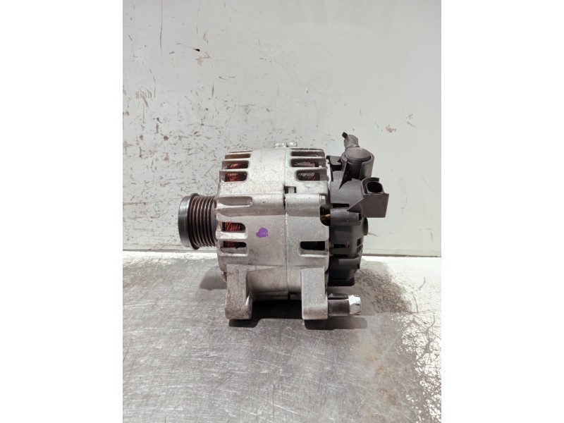 Recambio de alternador para volvo v40 referencia OEM IAM 30659390 TG15C186 