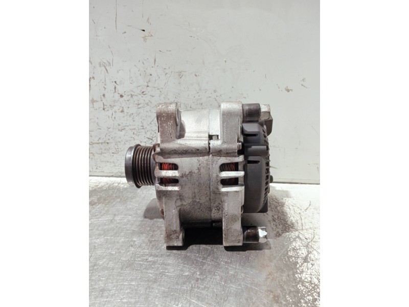 Recambio de alternador para volvo v40 referencia OEM IAM 30659390 TG15C186 