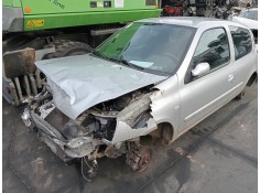 renault clio ii fase ii (b/cb0) del año 2006