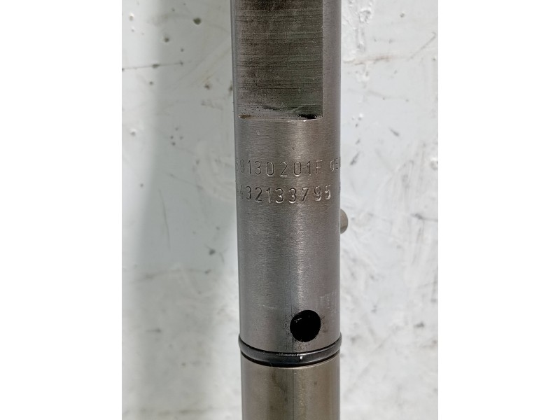 Recambio de inyector para audi a4 avant (8e) referencia OEM IAM 0432133795 059130201F BOSCH
