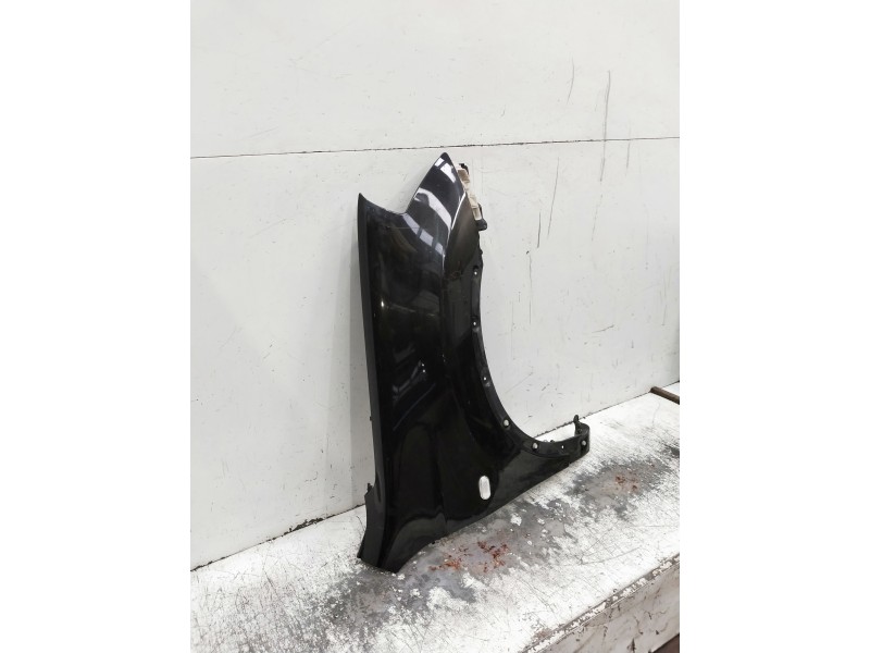 Recambio de aleta delantera derecha para nissan qashqai (j10) referencia OEM IAM   