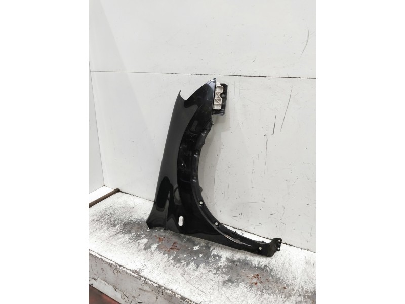 Recambio de aleta delantera derecha para nissan qashqai (j10) referencia OEM IAM   