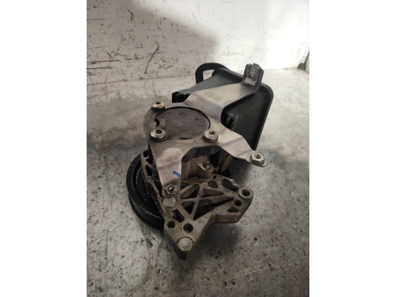 Recambio de bomba direccion para bmw serie 5 berlina (e60) 520d referencia OEM IAM 7693974101  