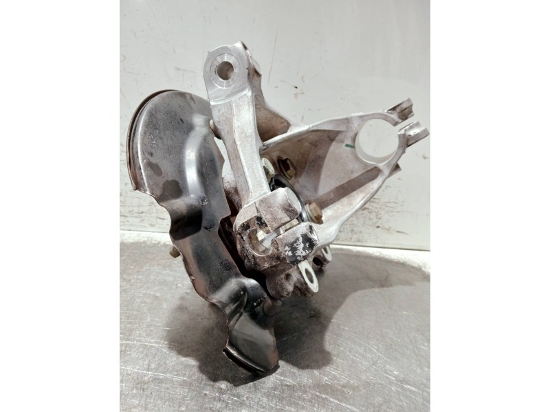 Recambio de mangueta delantera izquierda para volvo v40 referencia OEM IAM 31387650  