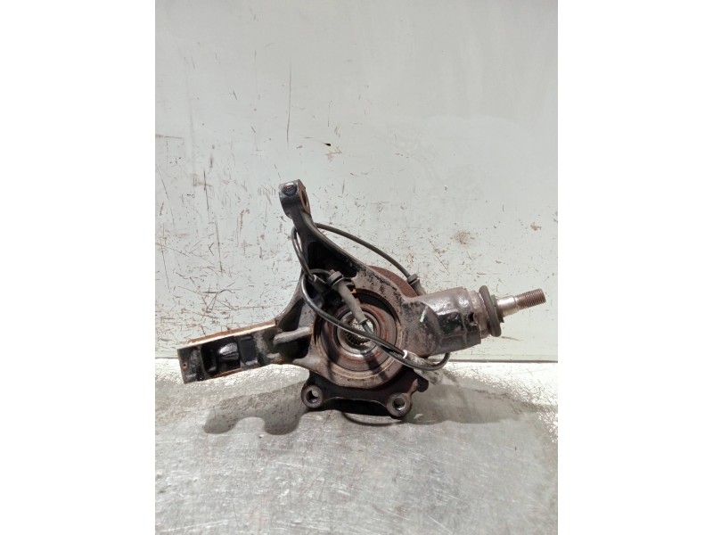 Recambio de mangueta delantera derecha para citroen c4 coupe referencia OEM IAM   