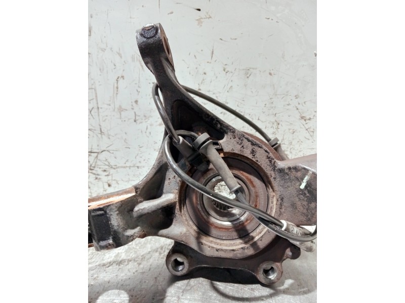 Recambio de mangueta delantera derecha para citroen c4 coupe referencia OEM IAM   